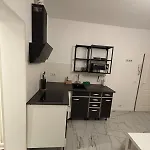 Cologne 20 Min Tram 1 Min, Apartment