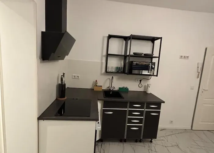 Cologne 20 Min Tram 1 Min, Appartement